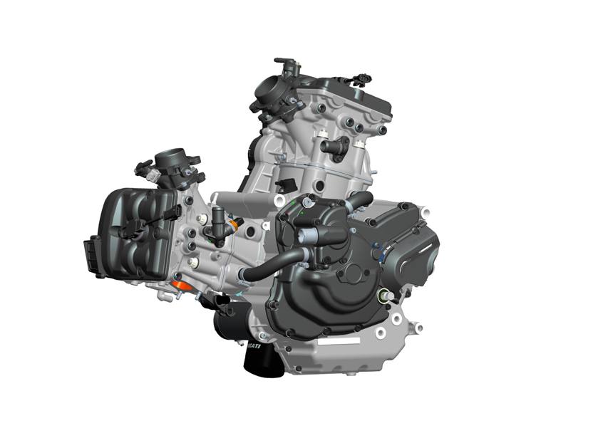 La nuova Hyper cambia principalmente nel motore Testastretta 11 che cresce di cilindrata fino a 937 cmc in luogo dei precedenti 821 ed  omologato Euro 4. I cavalli ora sono 113, la coppia di 97,9 Nm 